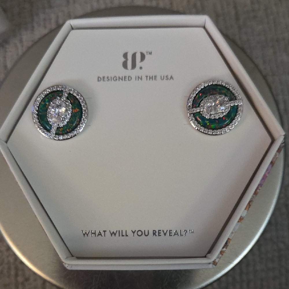 Elegant Silver and Green Earrings by